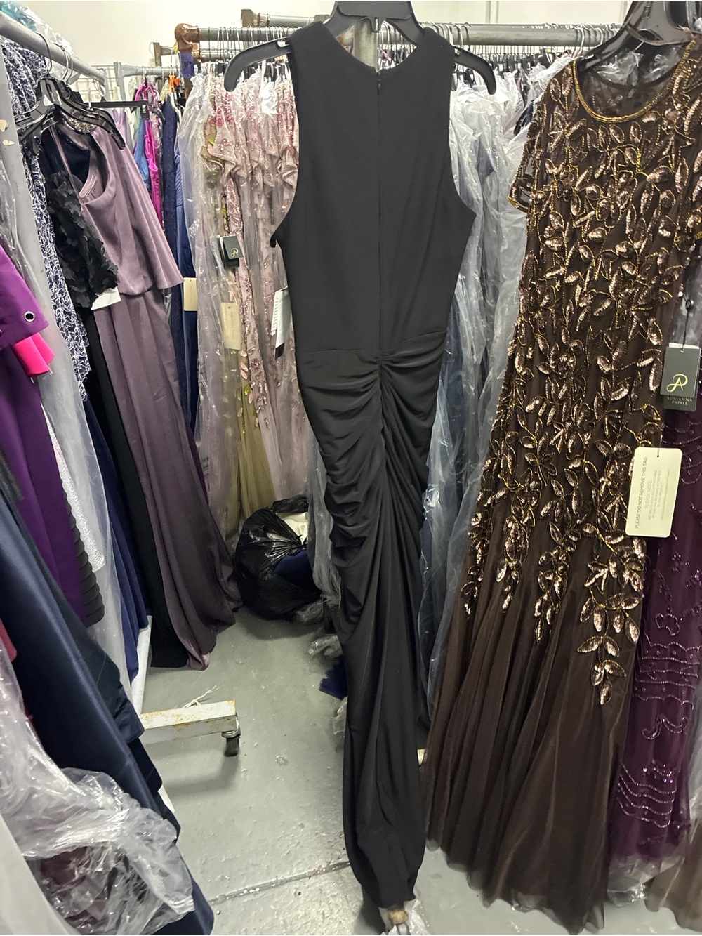 Betsy & Adam NWT Black Ruched Sleeveless Evening Gown Formal SZ 6P GALA Evening - Picture 12 of 15